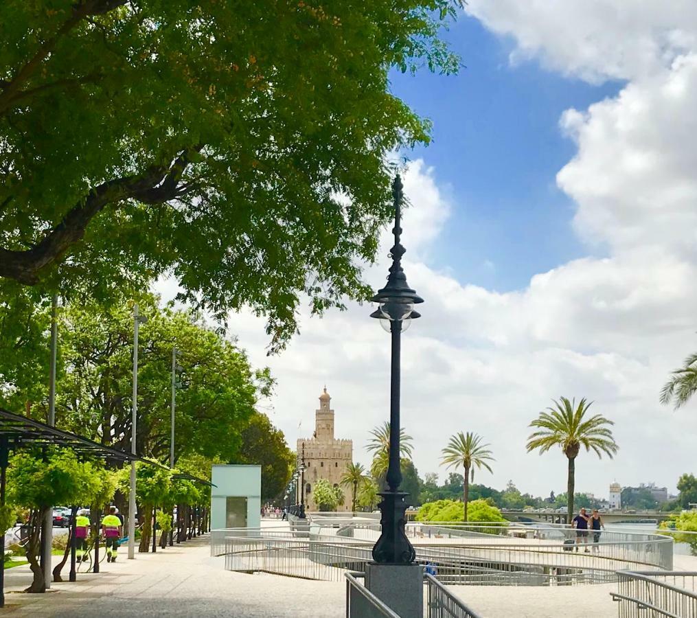 Santas Patronas Street Center Apartment Seville Luaran gambar