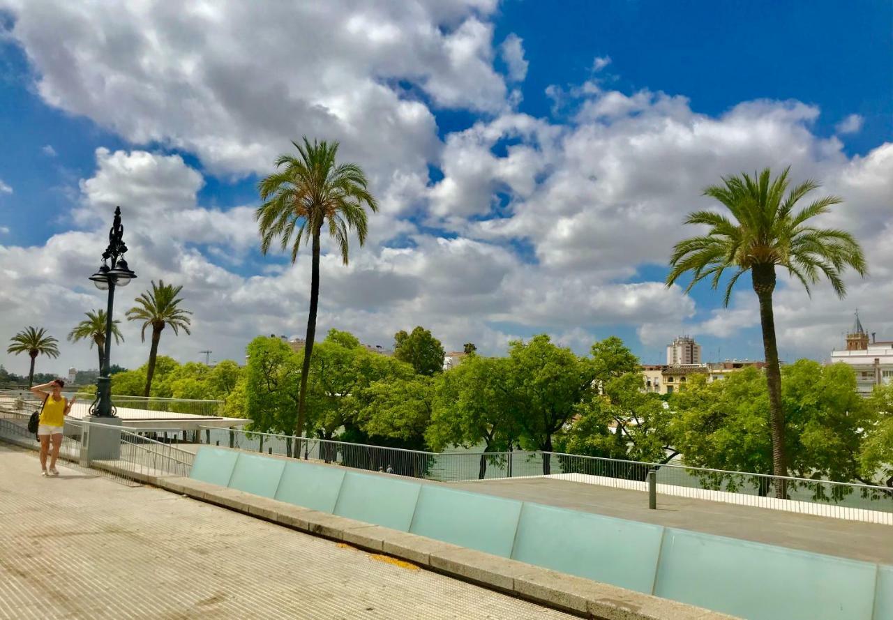 Santas Patronas Street Center Apartment Seville Luaran gambar